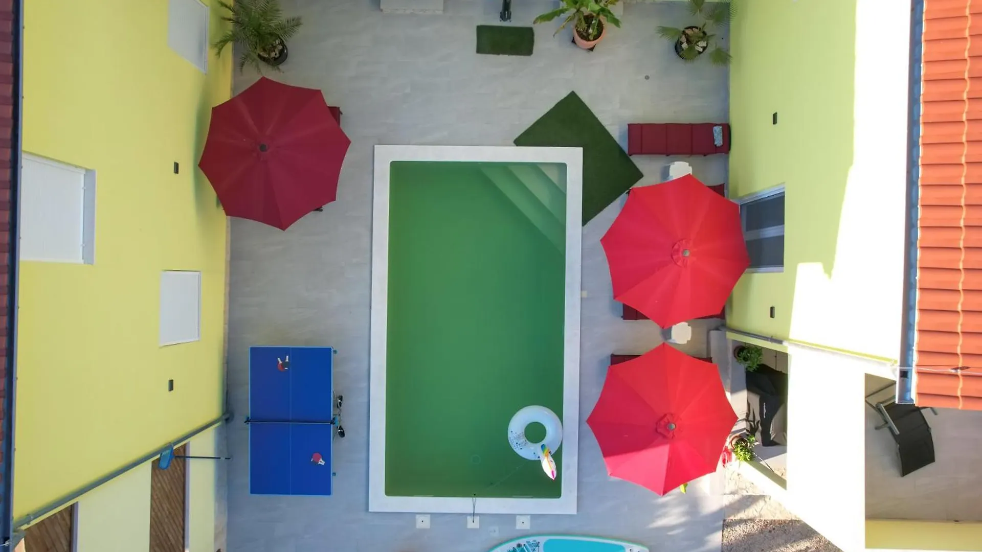 Villa Gabi With Heated Pool Božava 克罗地亚